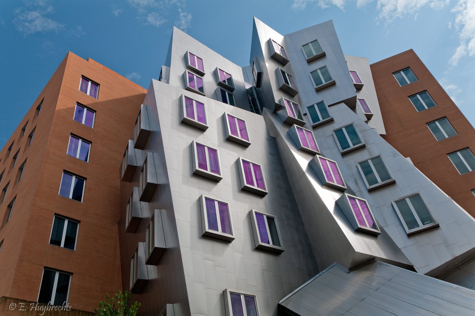 Frank Gehry (MIT Stata Center)